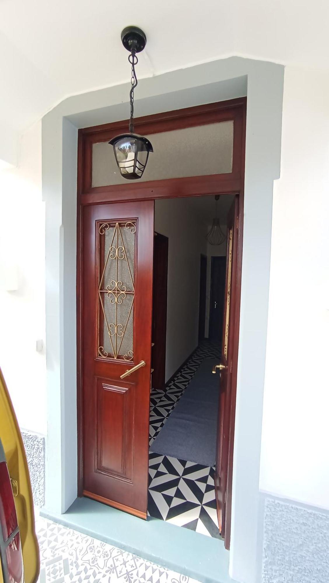 Bus Stop House 82 丰沙尔 外观 照片
